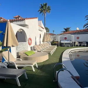 Rainbow Golf Bungalows, Gay Men-only Village de vacances Maspalomas (Gran Canaria)